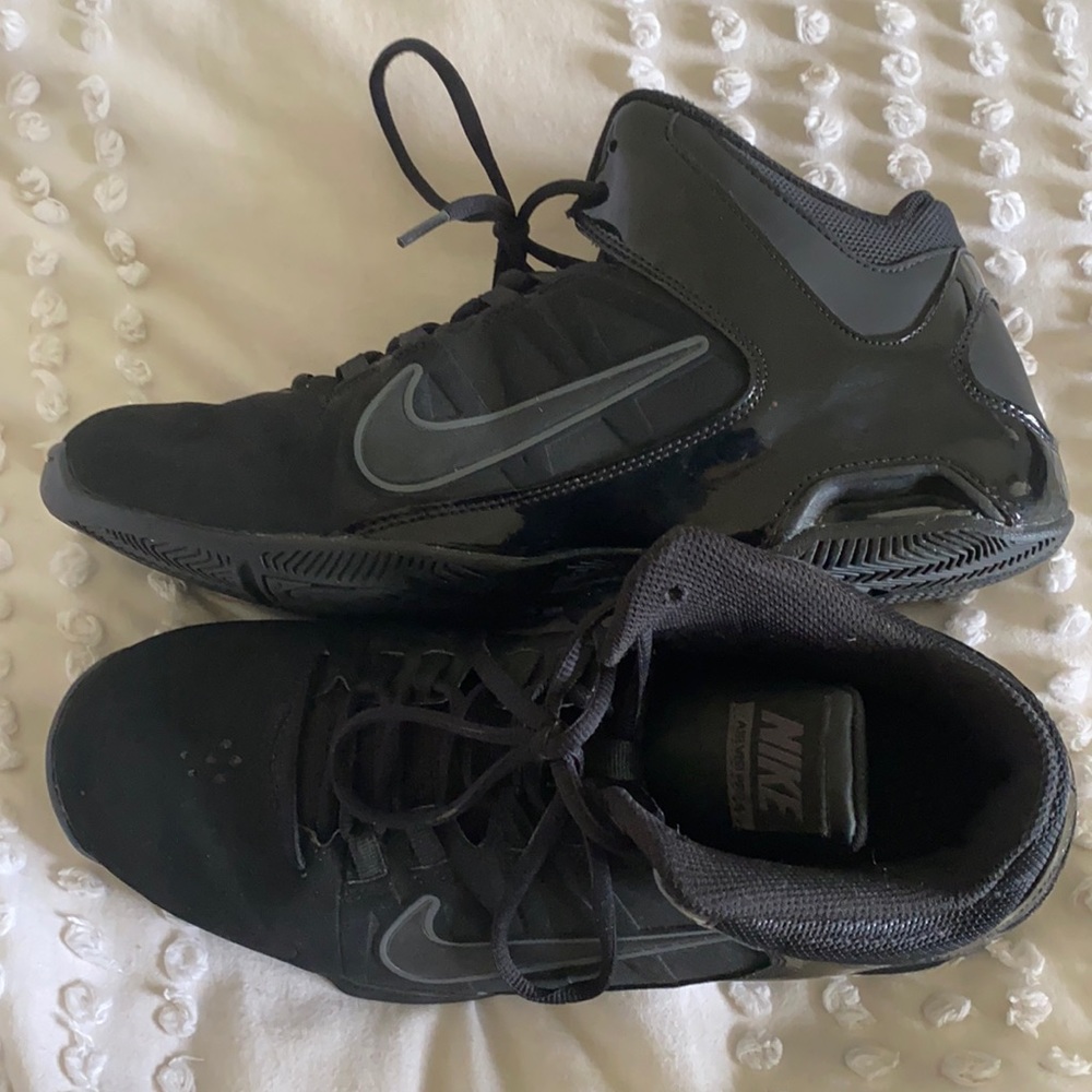 Women’s Nike Air Visi Pro 4’s